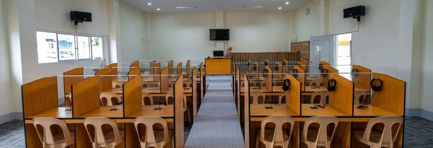 Modern computer laboratory — smarter communication, access control, and security systems for facilities